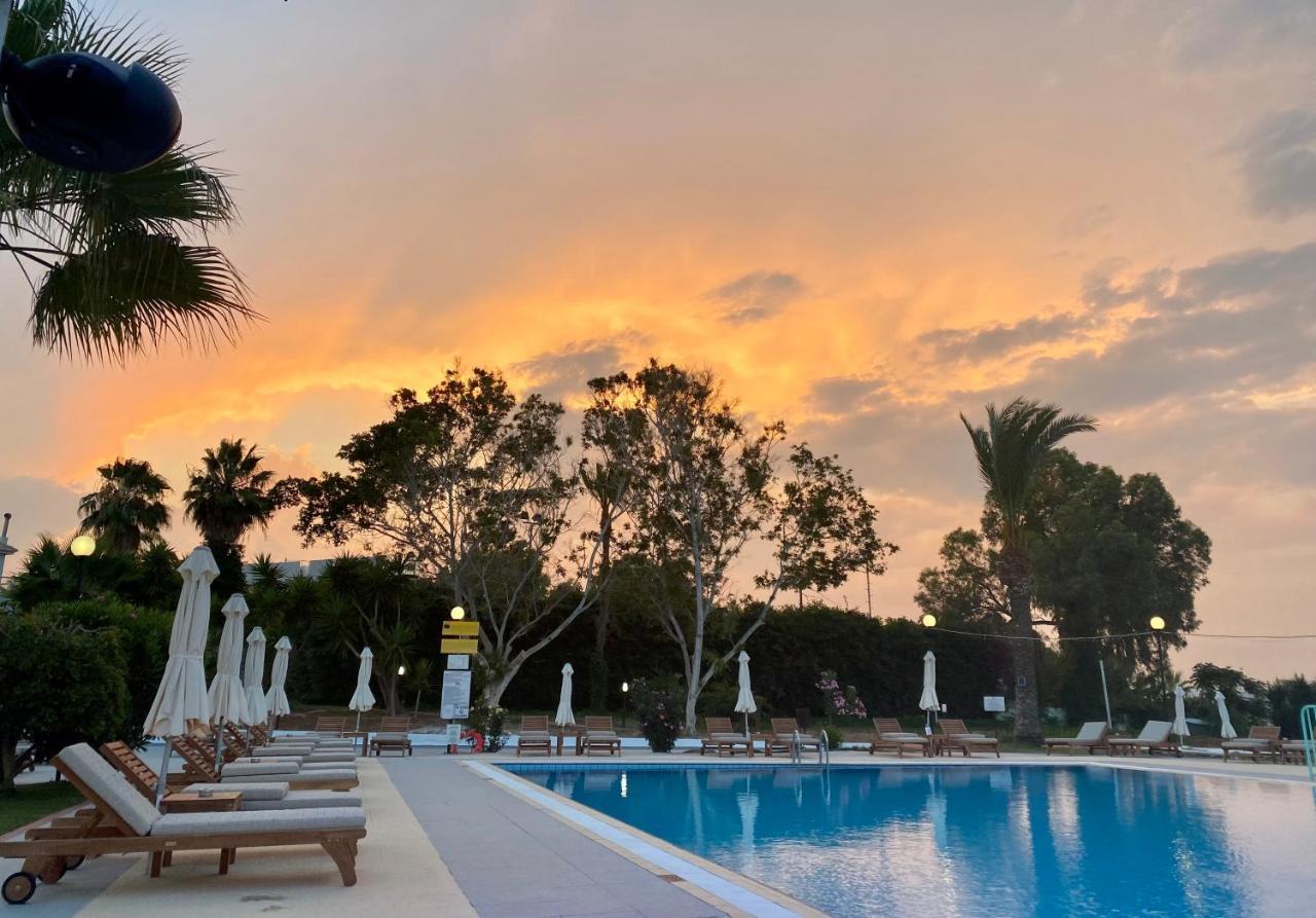 Adelais Bay Hotel Protaras Eksteriør bilde