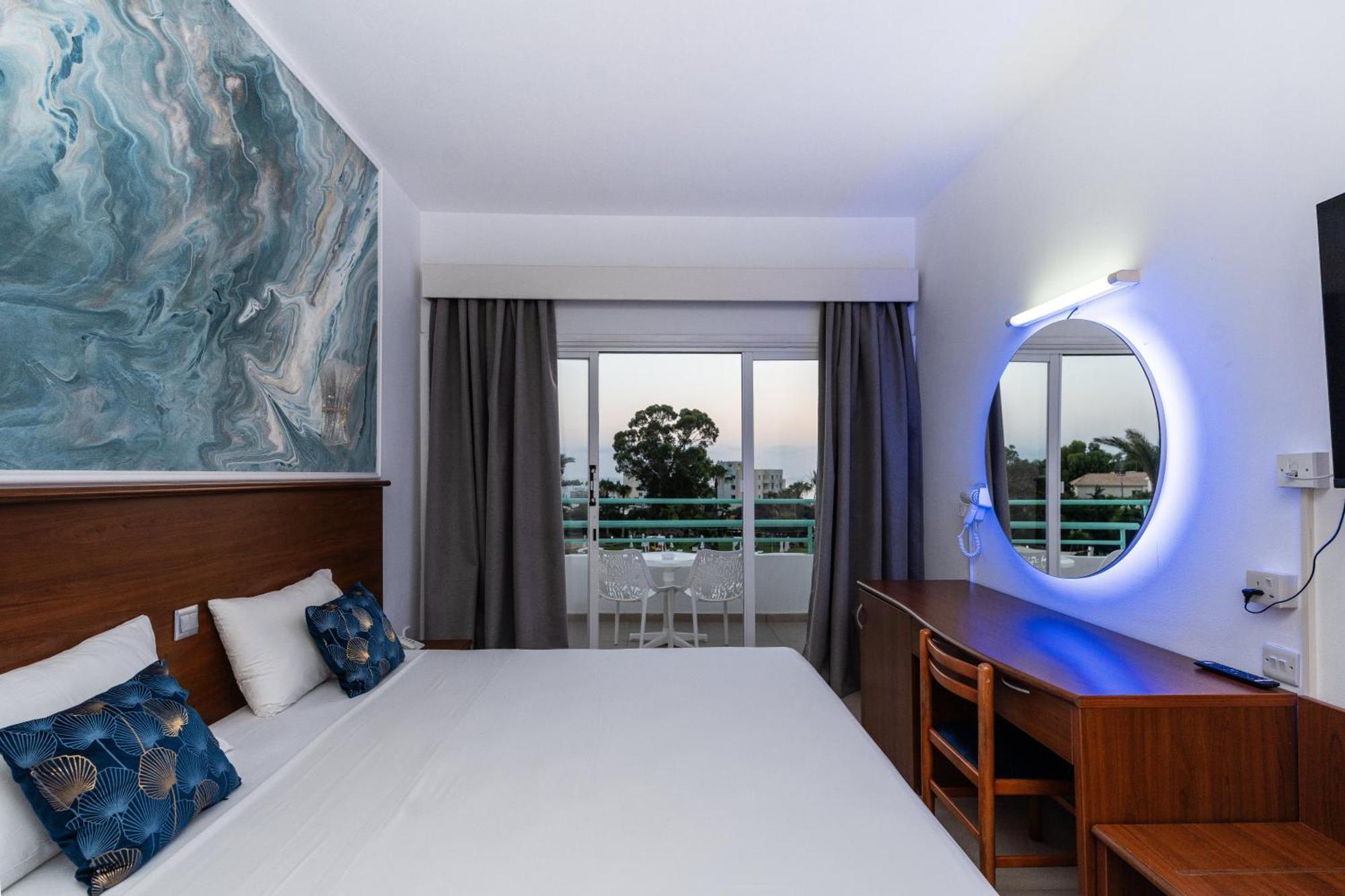 Adelais Bay Hotel Protaras Eksteriør bilde