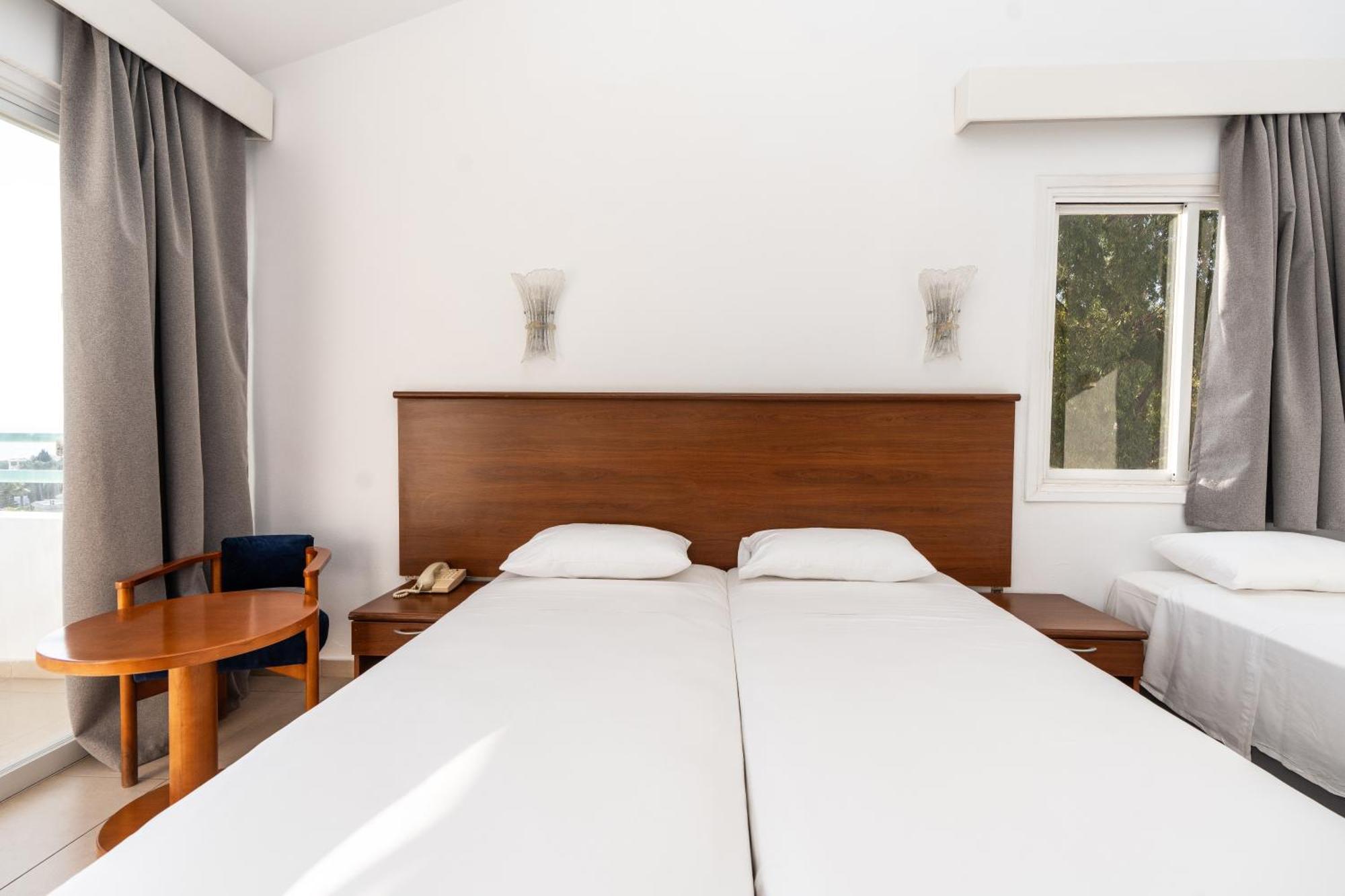 Adelais Bay Hotel Protaras Eksteriør bilde